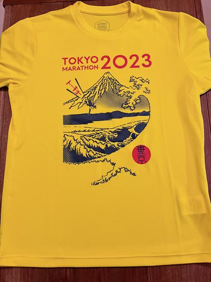 東京マラソン2023のTシャツ